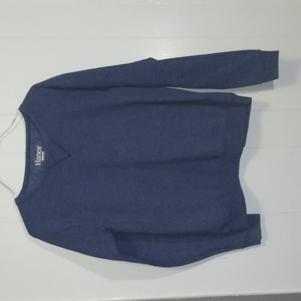 Pullover sweatshirt